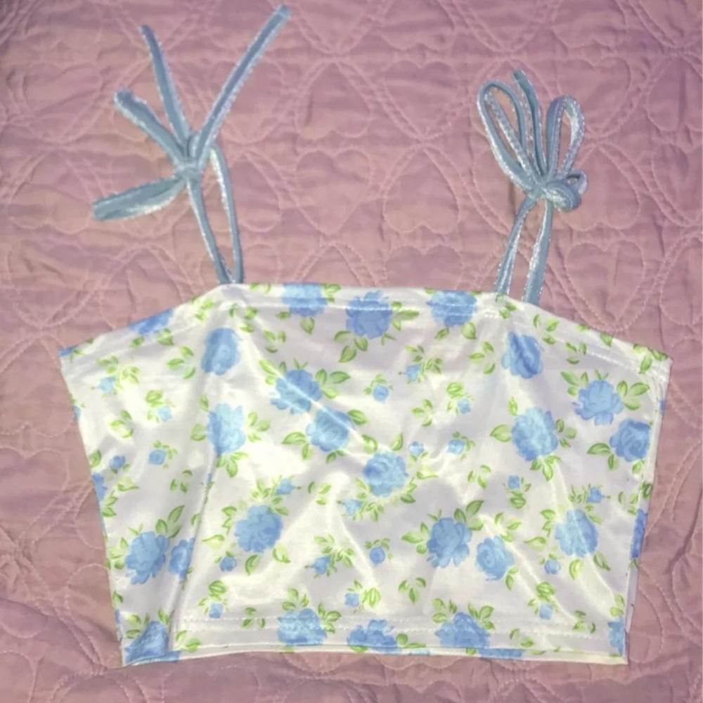 floral tank top